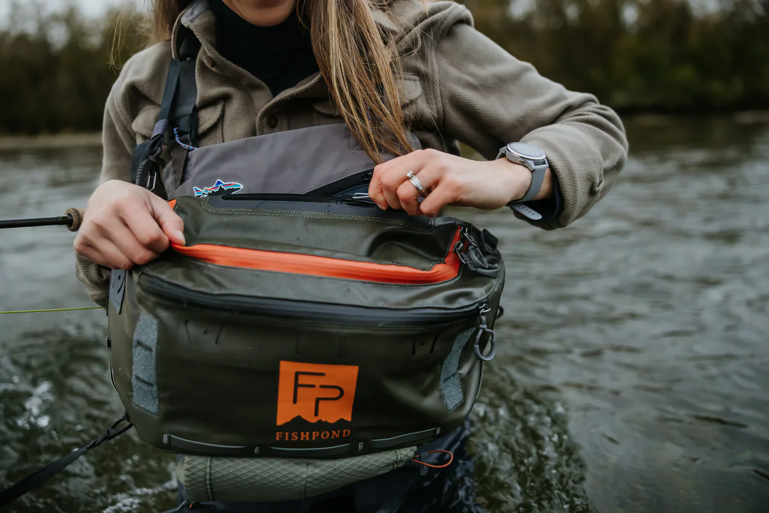 Fishpond Stormshadow Sling Pack - Image 4
