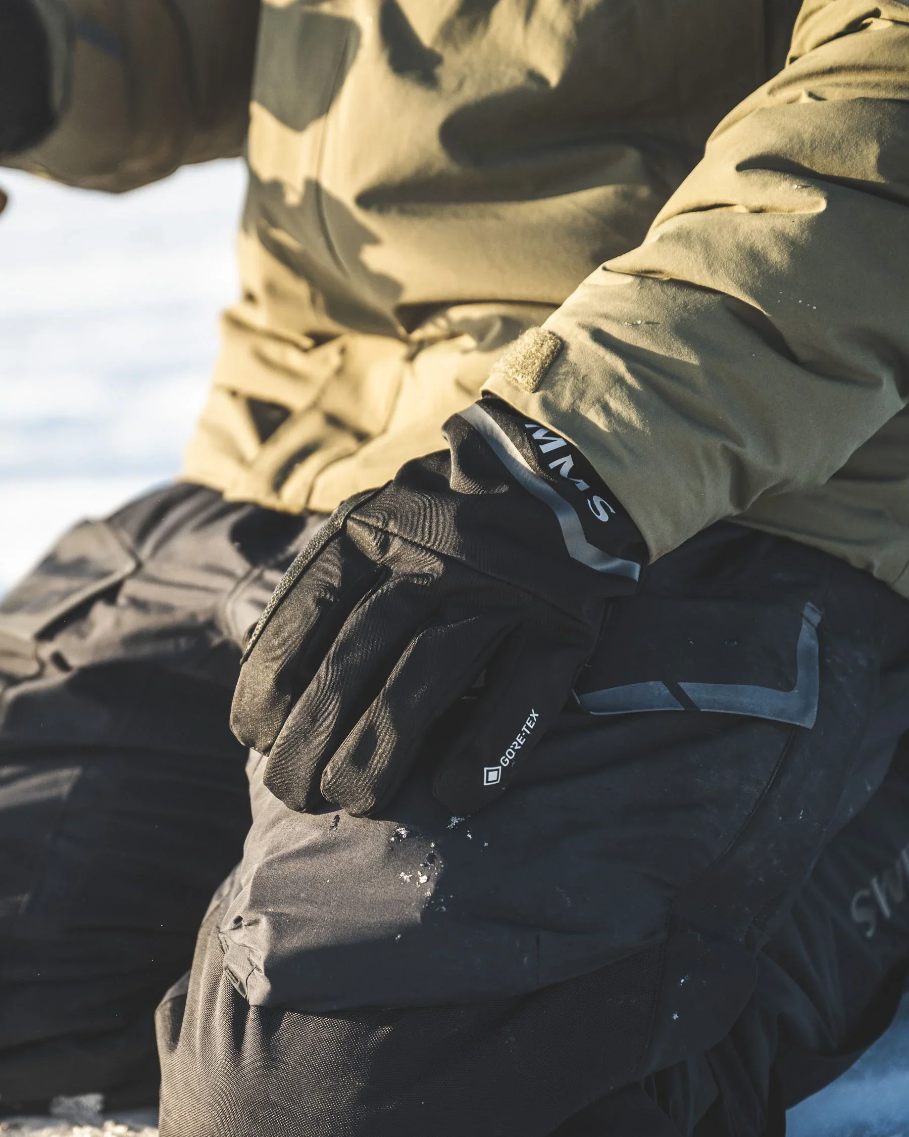 Simms ProDry GORE-TEX Glove & Liner - Image 5