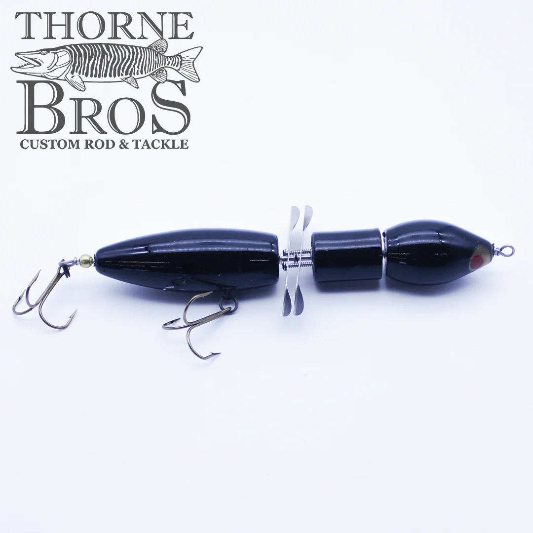 Snaggle Tooth Tackle Wingnut - Image 2