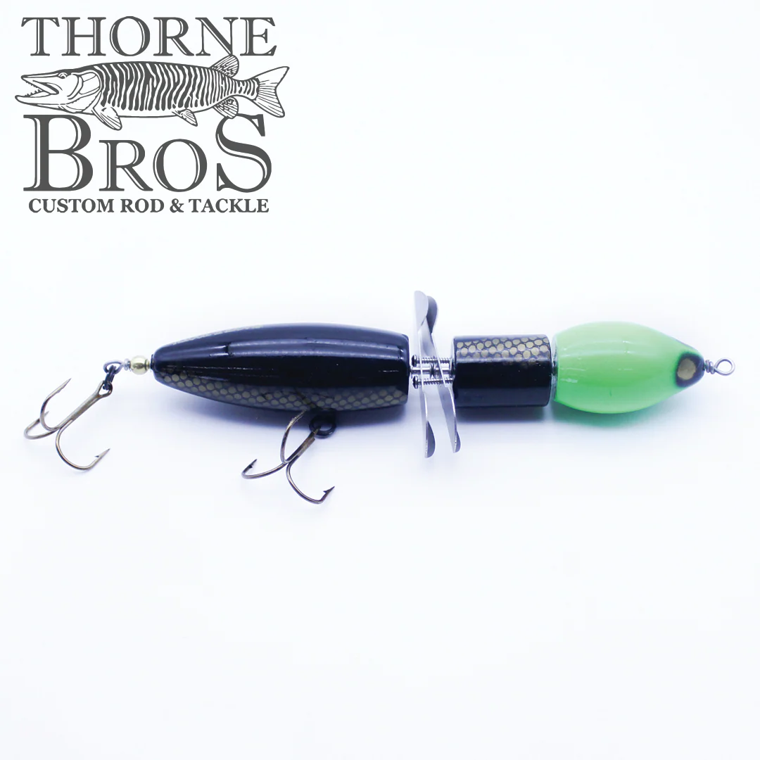Snaggle Tooth Tackle Wingnut - Image 4